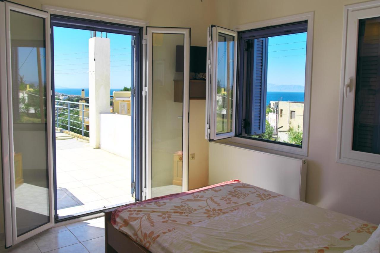 Georgia'S House Villa Aegina Exteriör bild